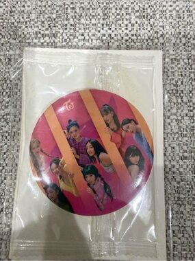 TWICE K-Pop Group Photo Round Pin Badge Collectible